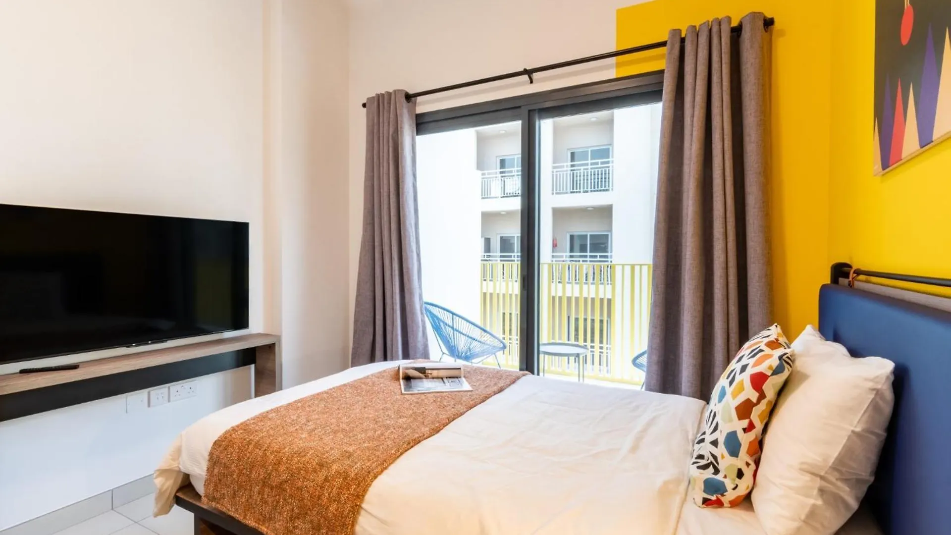 Youco Dubai Apart-Hotel